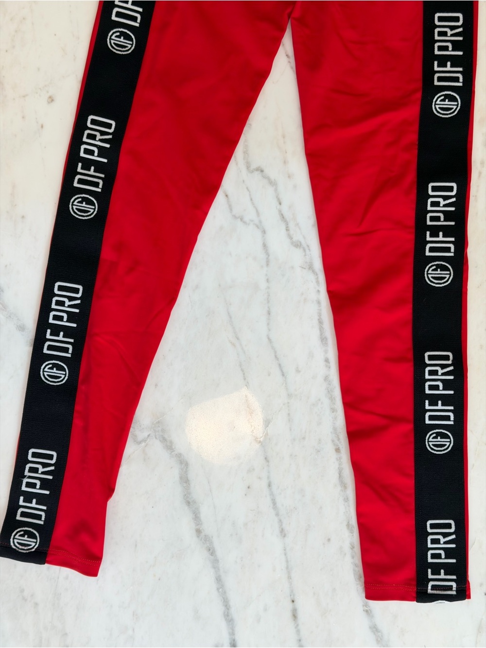 DF.ORIGINAL Designed for Fitness PRO Red Leggings & Sports Bra Set XS/S - Picture 10 of 14